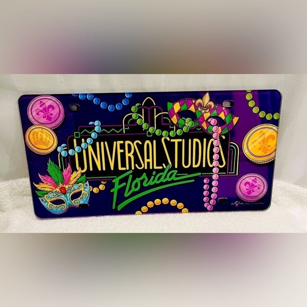 Universal Studios, Florida Mardi Gras license plate acrylic
